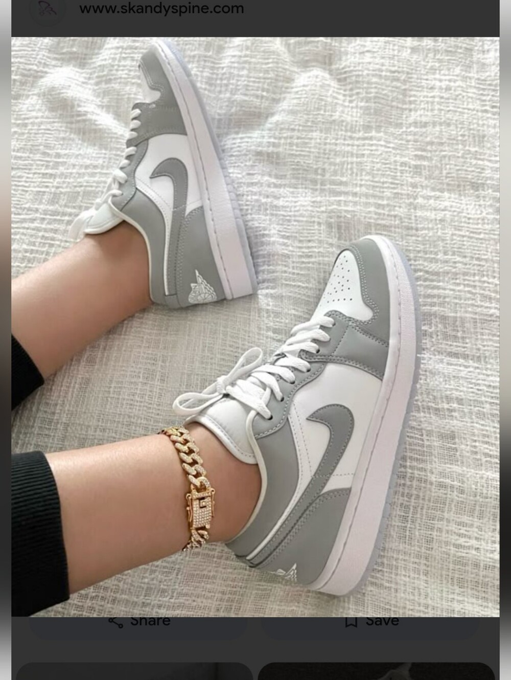 Jordan Low-Top Sneakers in White and Light Gray